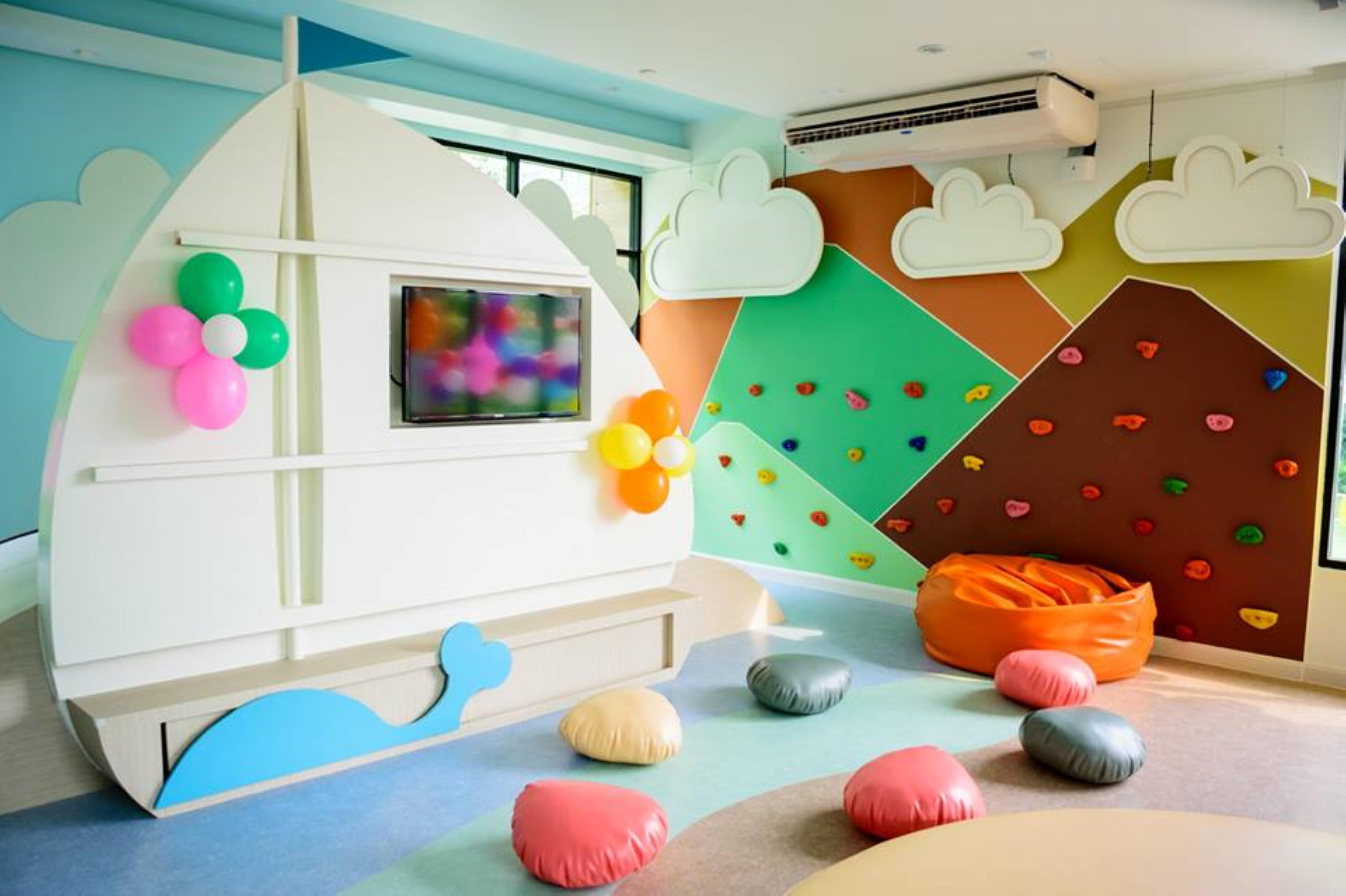 Готель Amari Хуахін Екстер'єр фото The Children's Hospital at the Royal Marsden