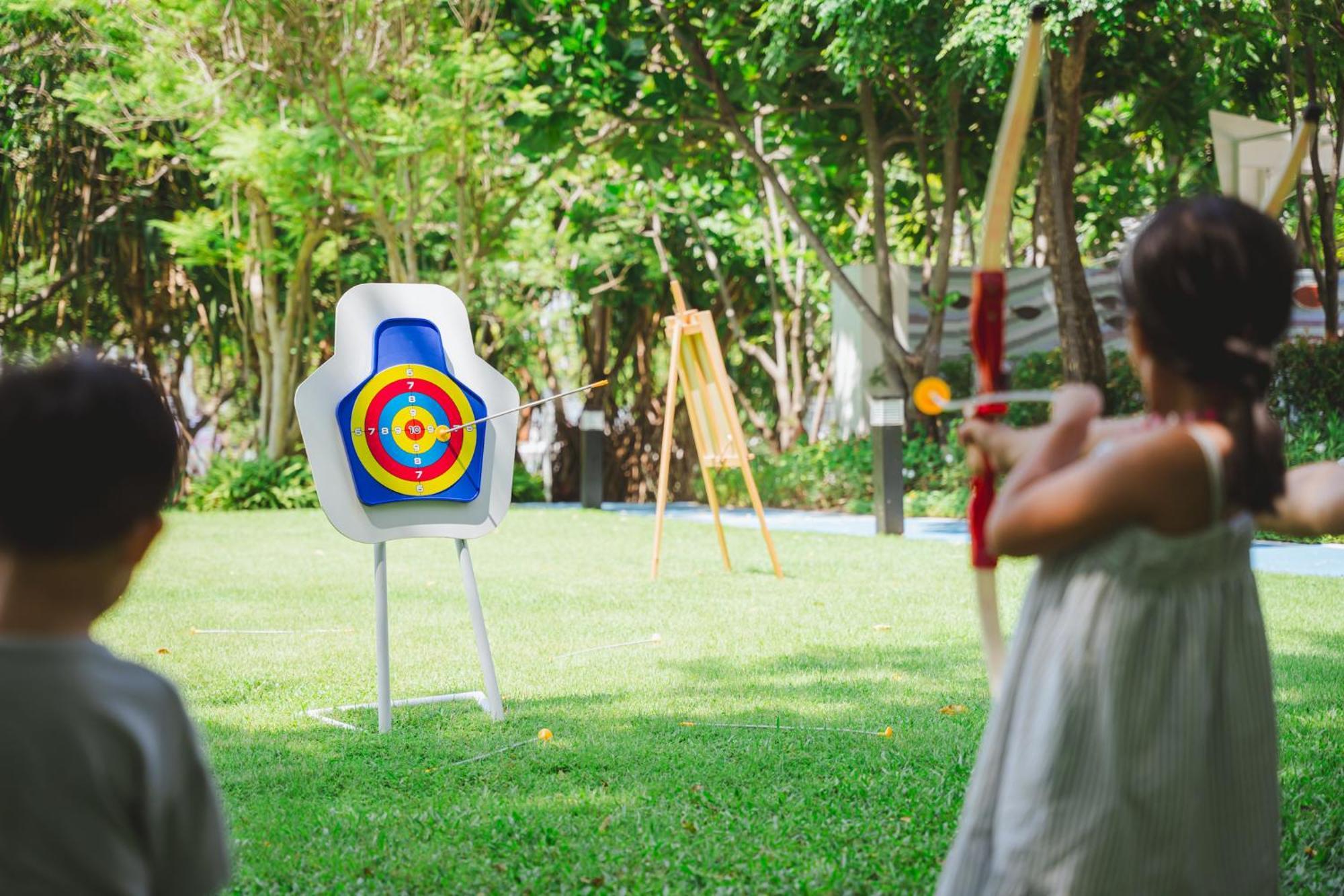 Готель Amari Хуахін Екстер'єр фото Archery